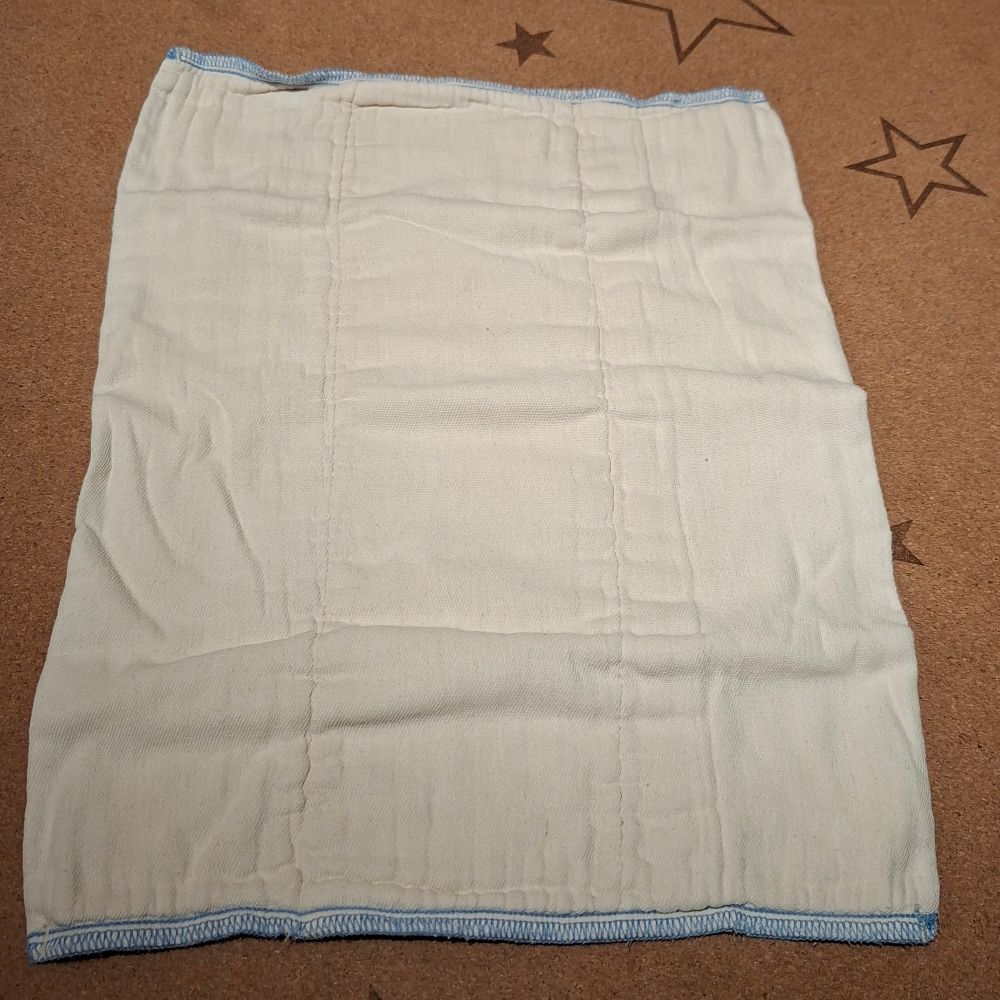 18 Prefolds Blümchen