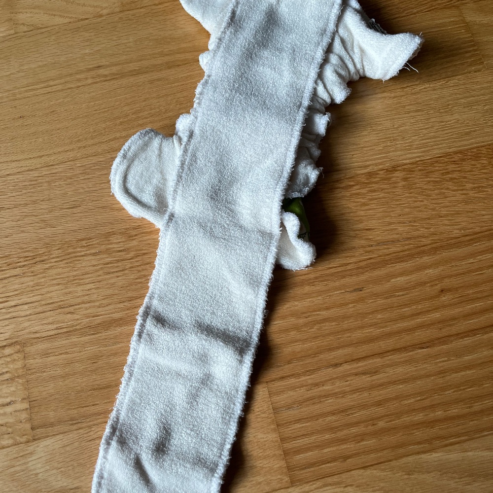 Stoffwindelpaket mit 5 x avo-cado Stoffwindel und 5 x Petit Lulu Höschenwindel