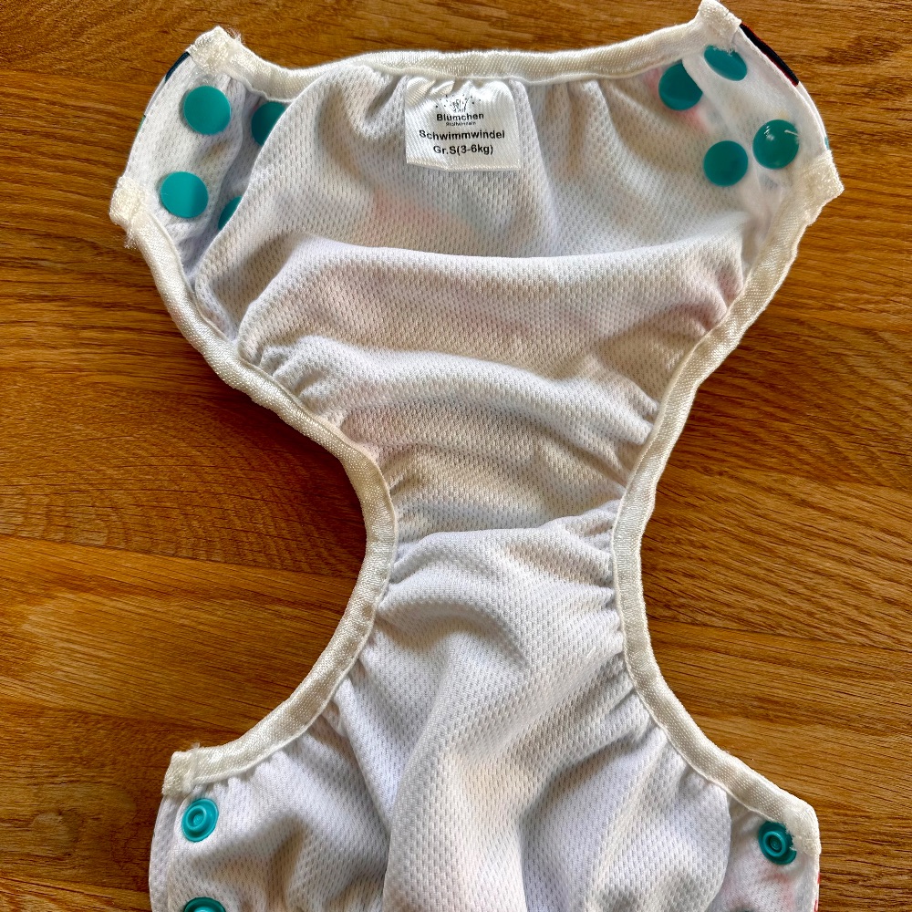 Blümchen-Schwimmwindel Blümchen-Schwimmwindel