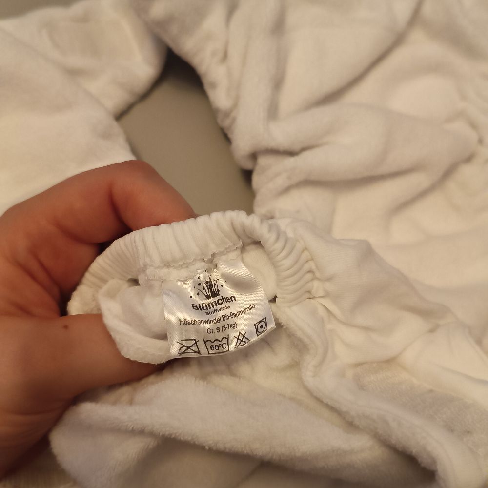 Nacht-Set Blümchen Höschenwindeln, Disana Wollüberhosen