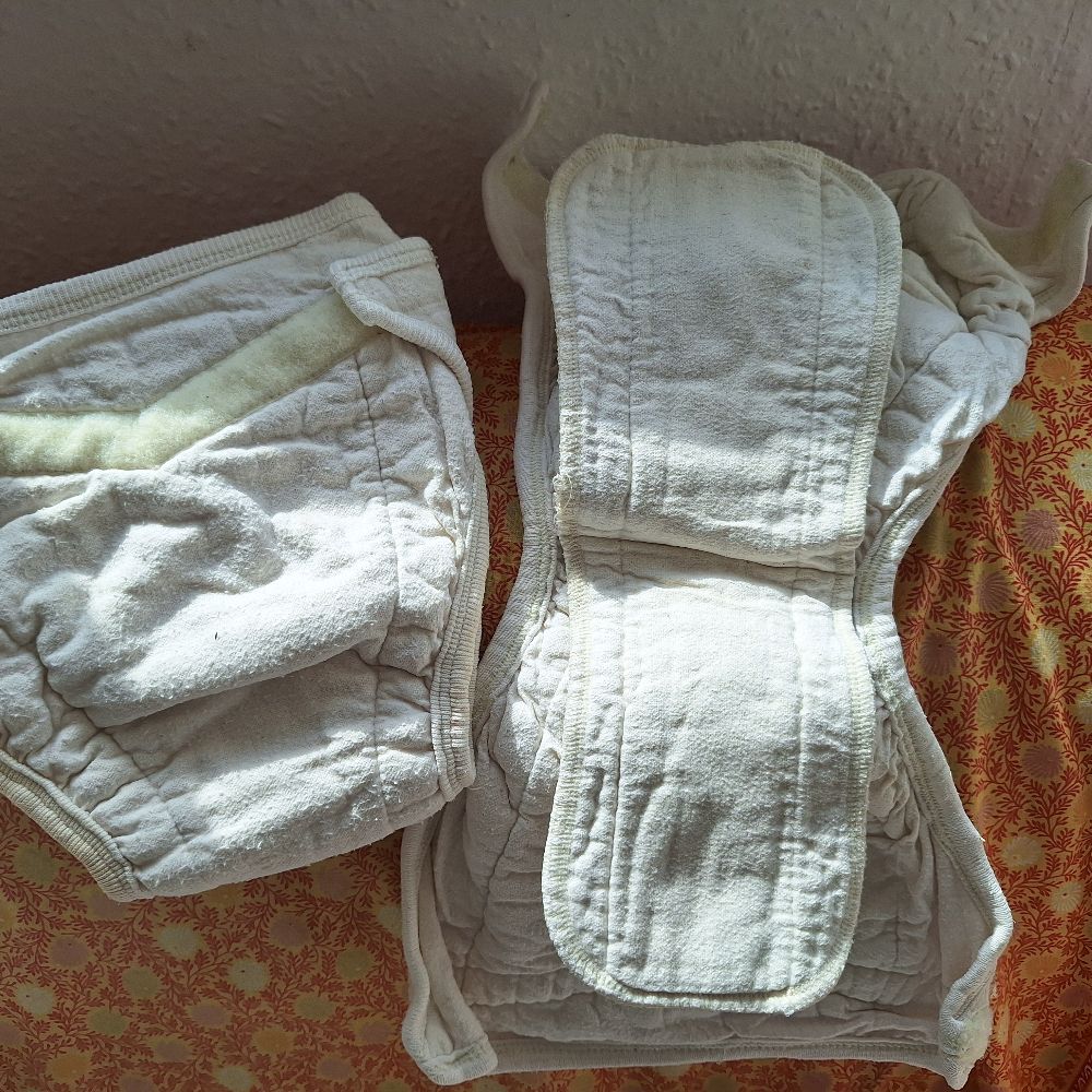 Baby Moll Windelhose mit Klettverschluss