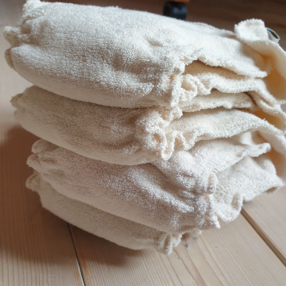 Stoffwindelpaket für Neugeborene von Vimse und Tots Bots - wie neu