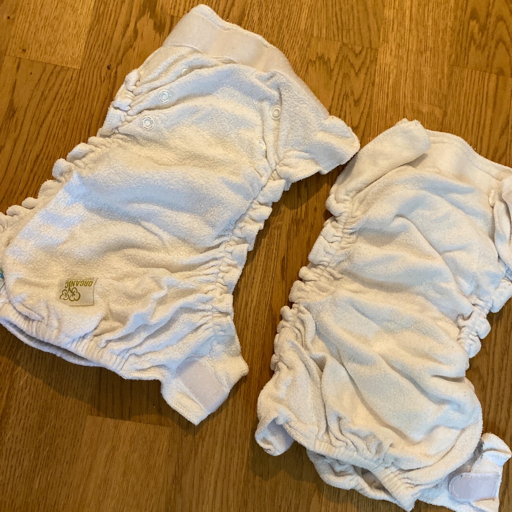 2 Stück Blümchen Stoffwindeln für die Nacht