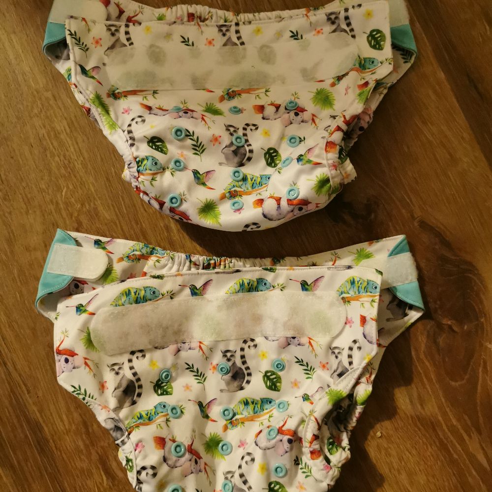 2x Blümchen Überhosen OneSize neu und unbenutzt 1x gewaschen