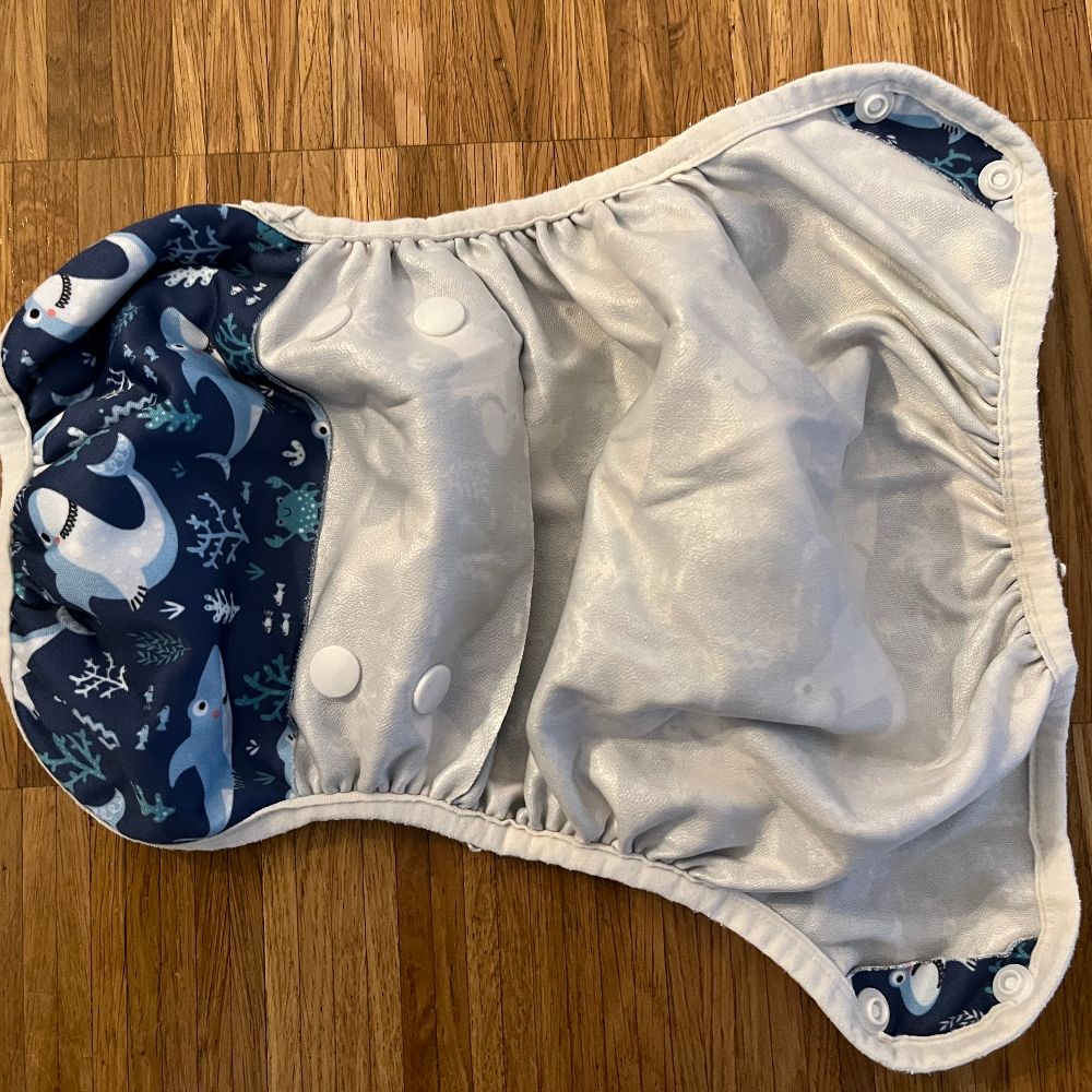 Überhose Anavy für Neugeborene