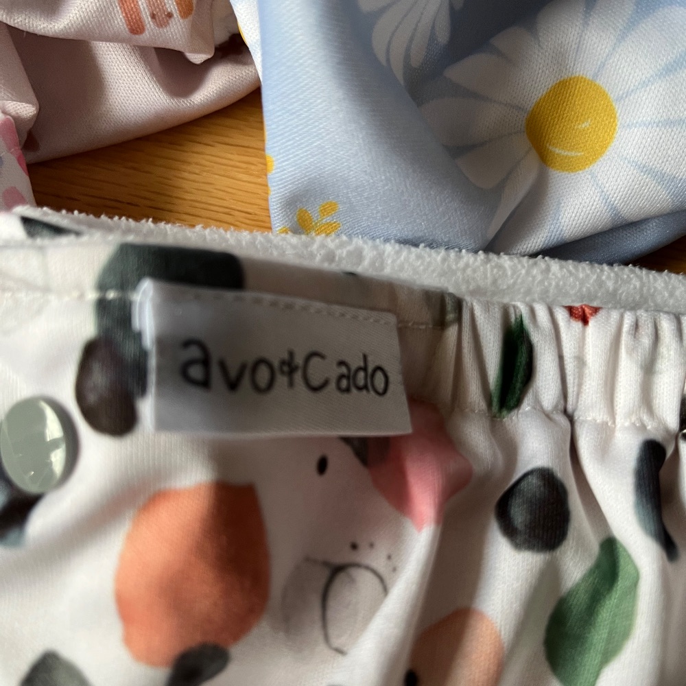 Stoffwindelpaket mit 5 x avo-cado Stoffwindel und 5 x Petit Lulu Höschenwindel