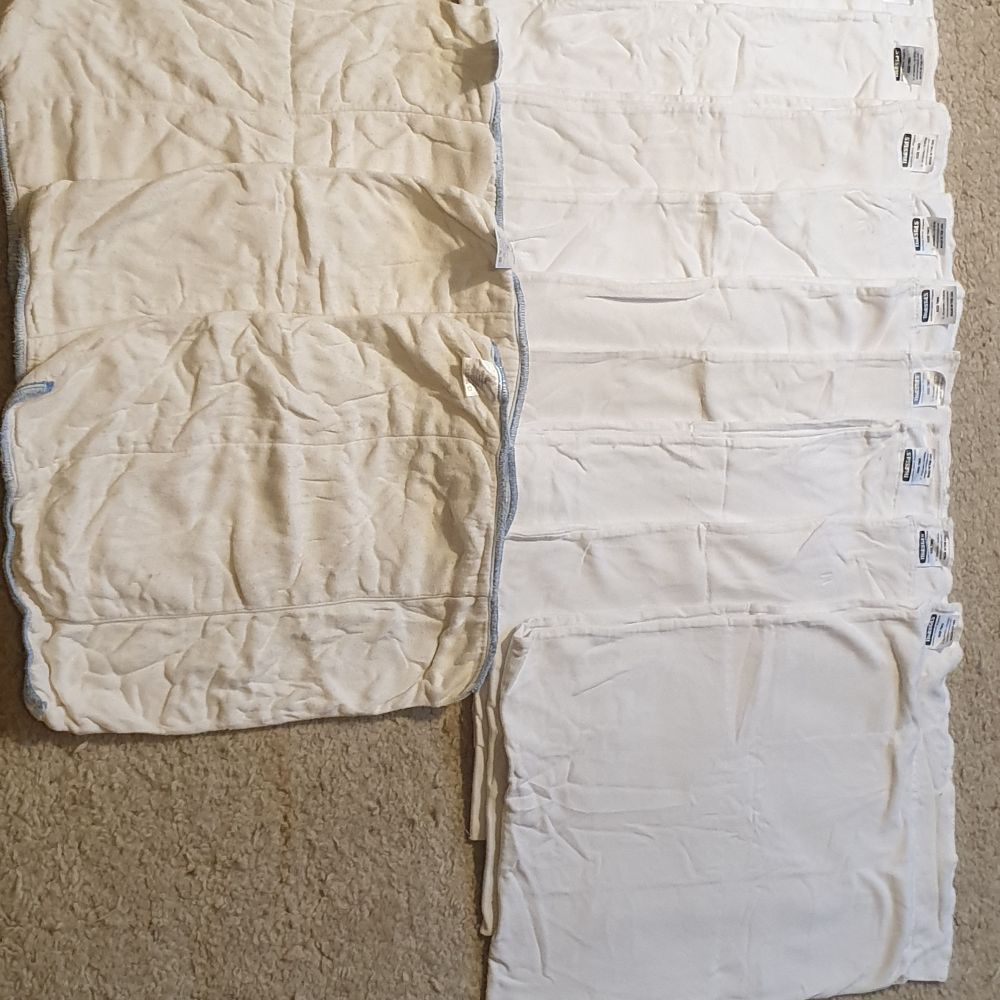 3 Blümchen blau Bambus Prefolds und 9 Thirsties Duo Hanf Prefolsd TOP ZUSTAND 3 Blümchen blau Bambus Prefolds und 9 Thirsties Duo Hanf Prefolsd TOP ZUSTAND