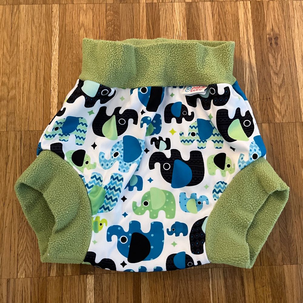 Schlupfüberhosen Pull Up Petit Lulu Größe L 4 Stück