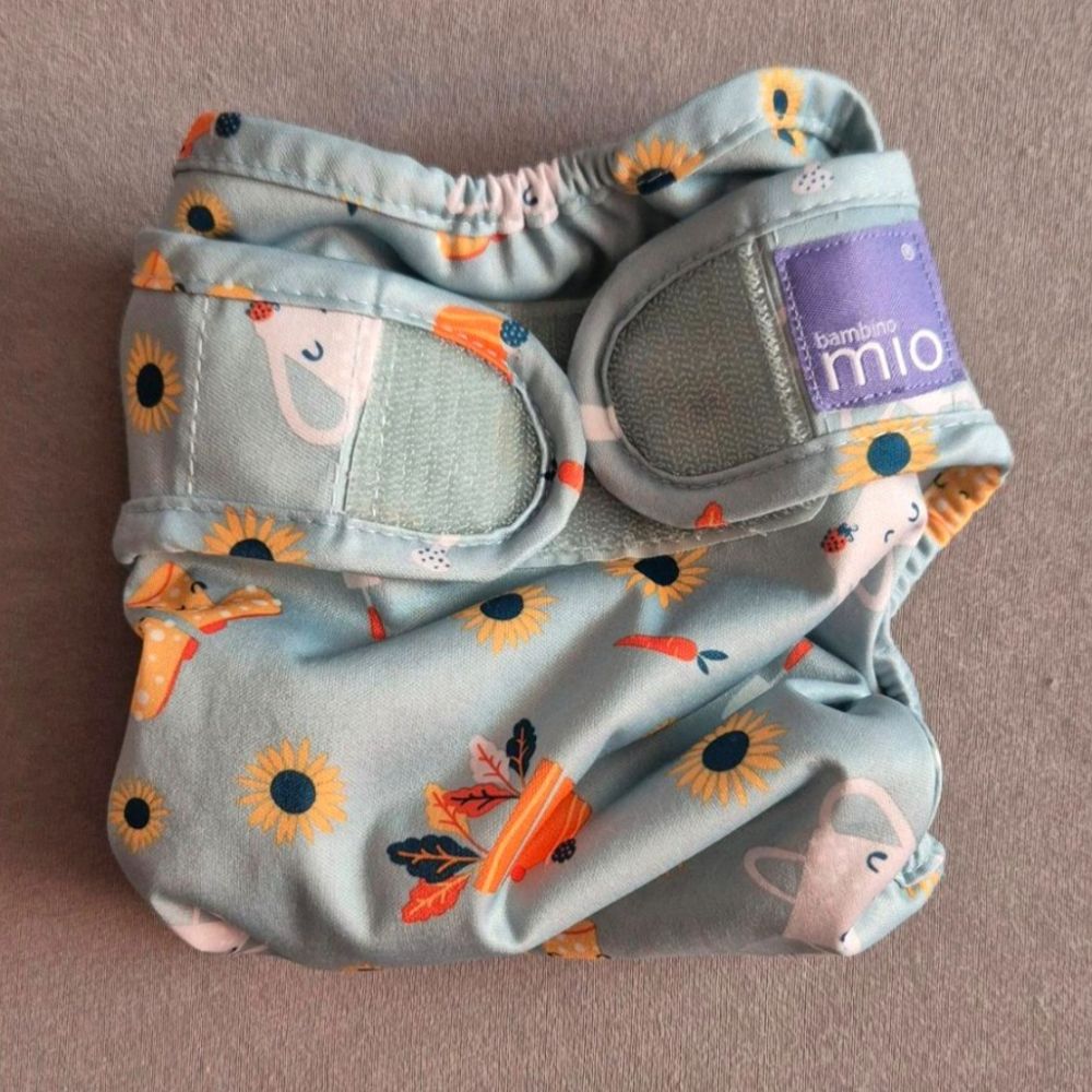 Stoffwindel Überhosen Thirsties und Bambino Mino One Size Stoffwindel Überhosen Thirsties und Bambino Mino One Size