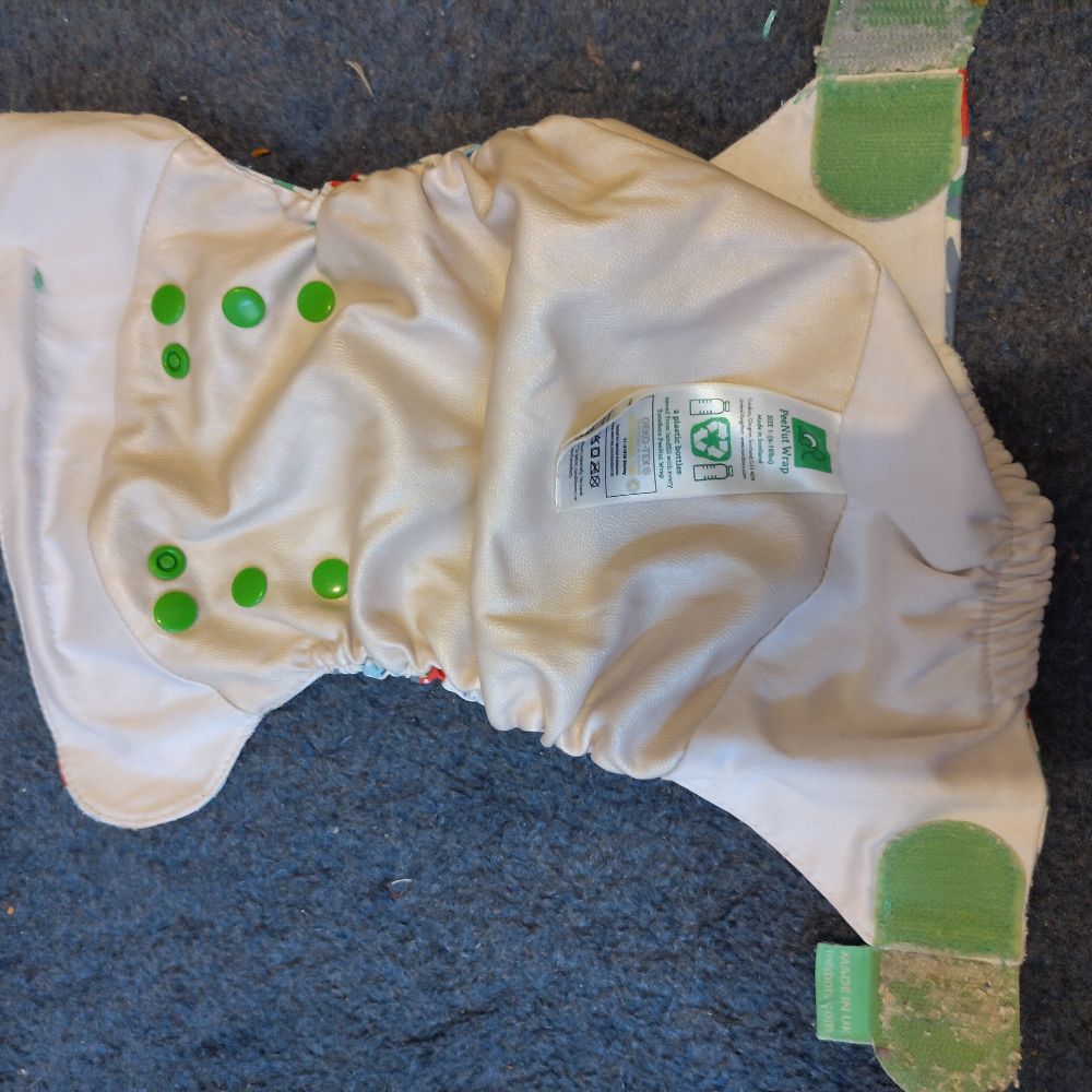 2 Newborn Überhosen Thirsties und Totsbots